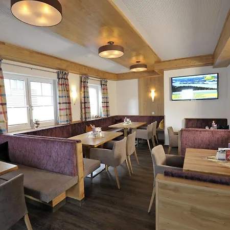 Апарт-готель Barbara & 4*