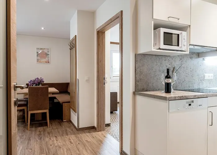 Апарт-отель Barbara & 4*